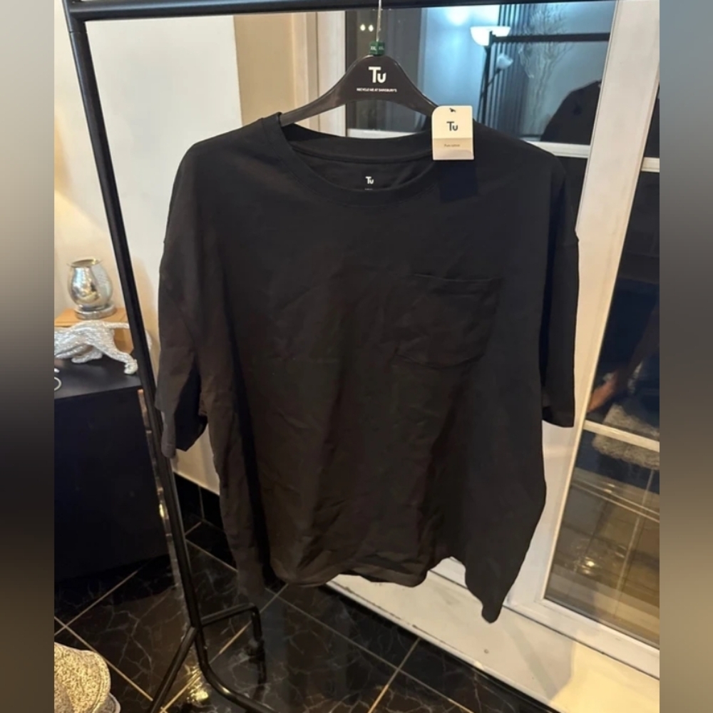 Black Pocket T‑Shirt